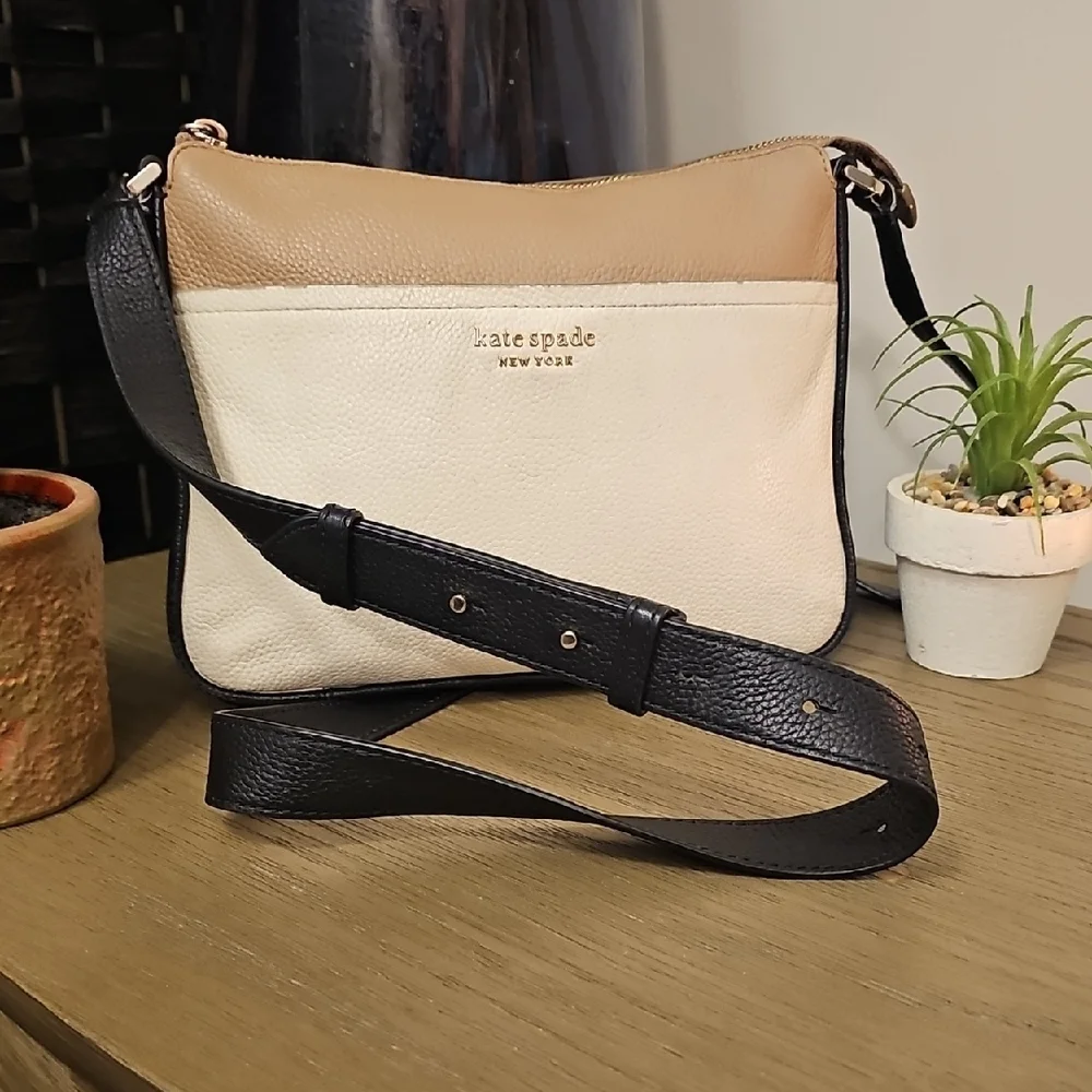Kate Spade Tan and Cream Colorblock Leather Crossbody Bag